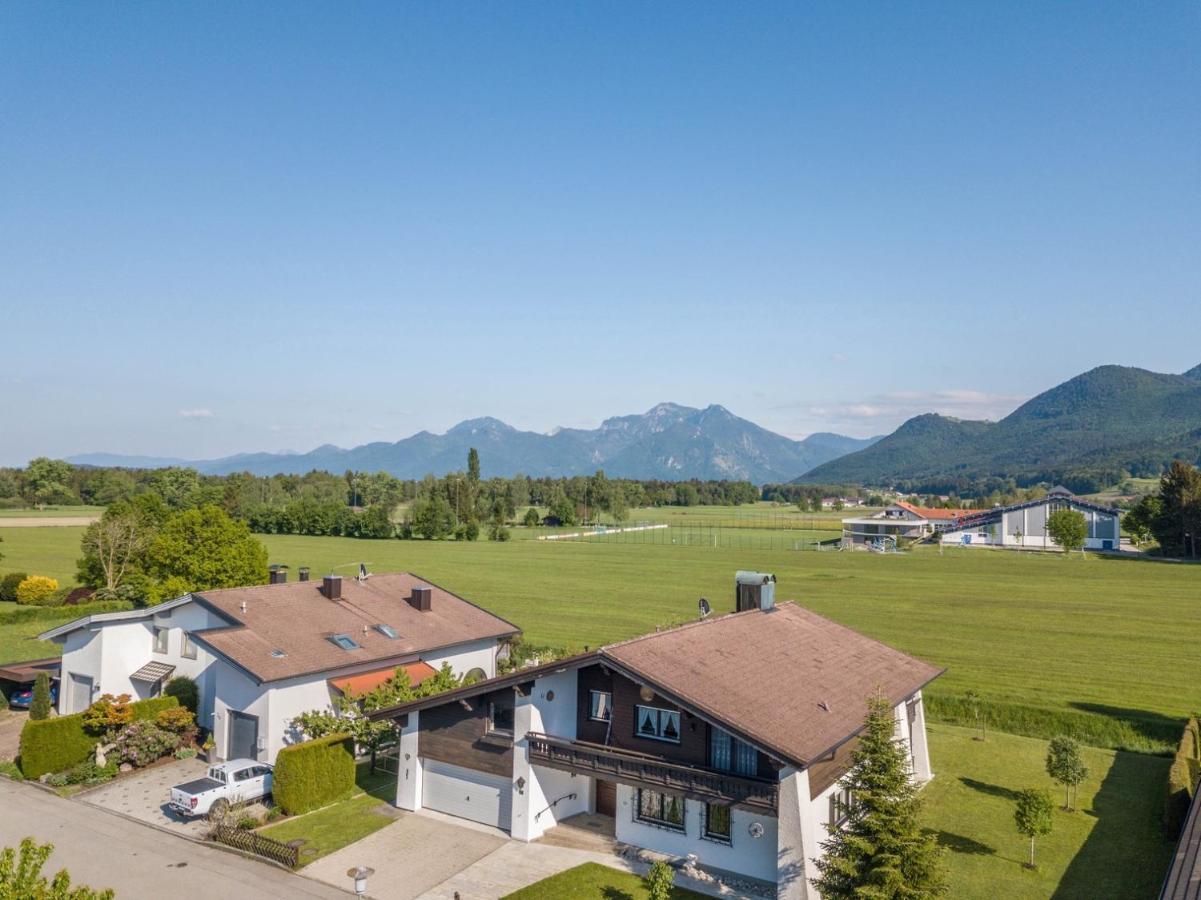 Direkt Zwischen Chiemsee U Alpen Dg ベルナウ・アム・キームゼー エクステリア 写真